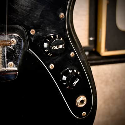 Fender Musicmaster Black 1979 image 14
