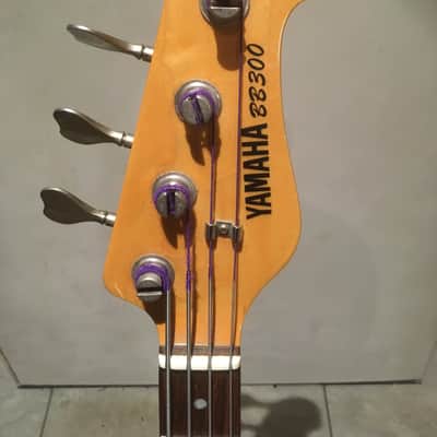 Yamaha BB300 80's Red image 2