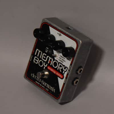 Electro-Harmonix Memory Boy Analog Delay Effect Pedal image 1