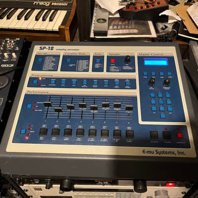 E-MU Systems SP-12 turbo 8-Voice Drum Sampler 1985 - 1987 - Blue image 6