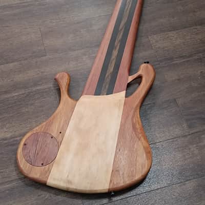 Prometheus Basses Ronin 11 strings image 11