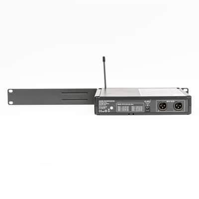 Shure P2T Wireless IEM Transmitter H2 Band 518–553 MHz PSM200 w/ Rack Ear image 4