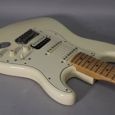 2017 Fender American Professional Stratocaster HSS Shawbucker Olympic White w/OHSC image 9
