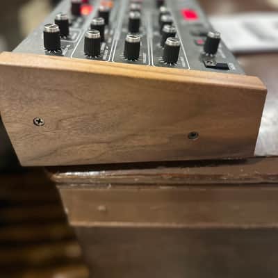 Sequential Prophet-6 Desktop 6-Voice Polyphonic Synthesizer 2018 - 2020 - Black with Wood Sides image 6