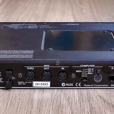 Roland JV-1010 Expandable Synthesizer Module image 4