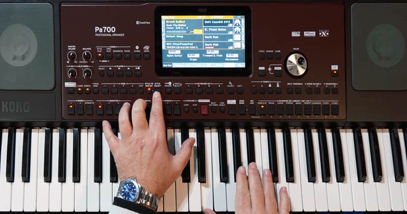KORG Pa700 image 1