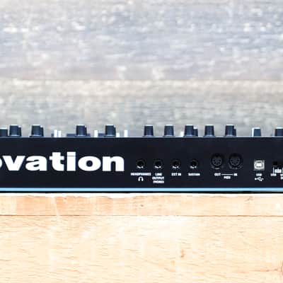 Novation Bass Station II Paraphonic Analogue Synthesizer 25-Note Keyboard w/Box image 6