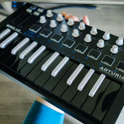 Arturia MiniLab MkII Inverted Edition - CONDIZIONI PERFETTE image 4