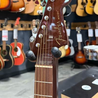 Fender electric-acoustic guitar "Malibu Player", Natural finish - Open Box image 3