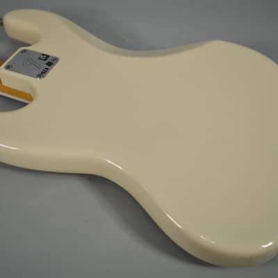 Fender American Vintage II '66 Jazz Bass Olympic White w/OHSC image 15