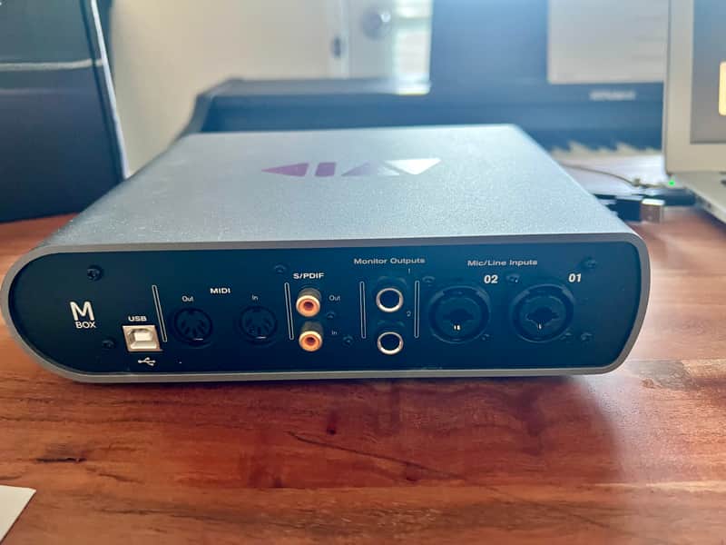 Avid MBox 3 Mini USB Audio Interface 2010s - Silver / Black