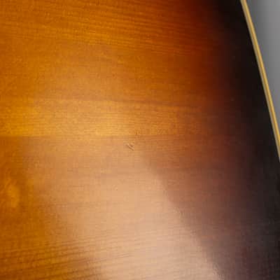 Gibson Custom Acoustic 1942 Banner J-45, Vintage Sunburst | Demo image 12
