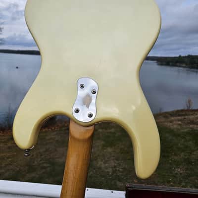 Mosrite Mark I (Ventures) 1965 - Pearl White - Made in USA image 12
