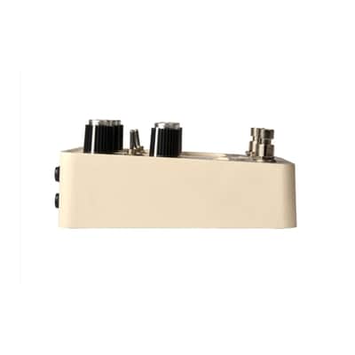 Universal Audio Golden Reverberator Stereo Reverb Pedal image 4