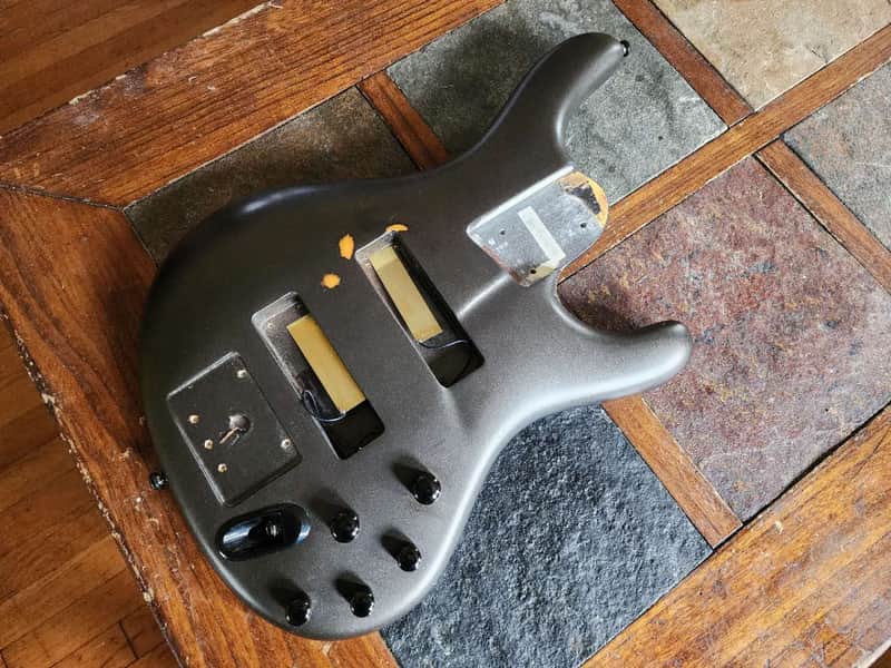 Ibanez Ergodyne bass body 4 EDB 600 '03 - pewter gray image 1