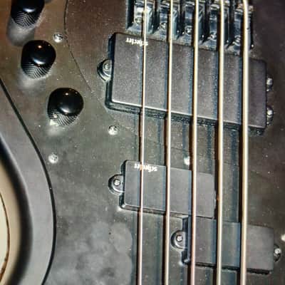🔥 Schecter Stiletto Stealth-5 Active 5-String Bass 2010s - Satin Black 🔥 image 2