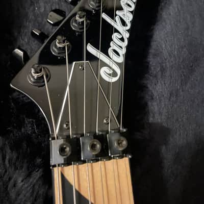 Jackson Charvel | Flying V | Floyd Rose | EMG | Black Gloss | Japan image 6