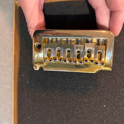 Unbranded Guitar bridge - Gold image 2