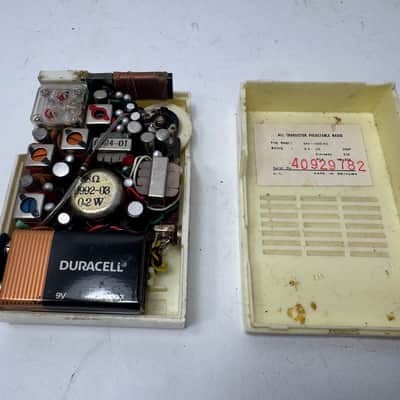Vintage Continental 6 Transistor Radio Crack Free (Works) image 2