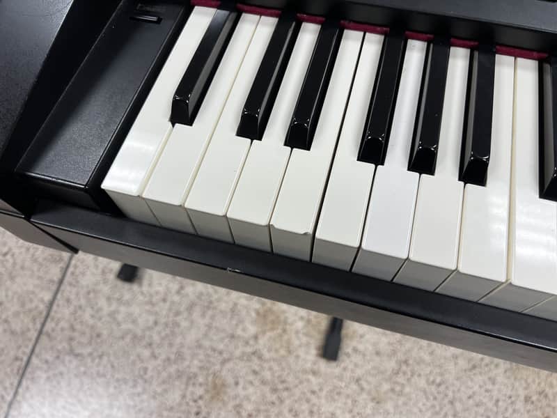 Roland Rhodes MK-60 Electric Piano W/Flight Case & Original Pedal