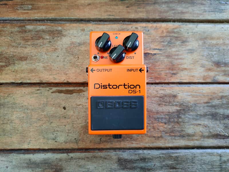 Keeley Boss DS-1 Distortion with Ultra and Seeing Eye Mods