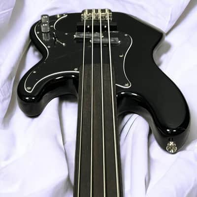 Fender Tony Franklin Unlined Fretless Precision, Black / Ebony *IN STOCK* image 7