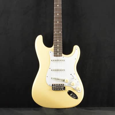 Fender Yngwie Malmsteen Stratocaster Vintage White Scalloped Rosewood Fingerboard image 2