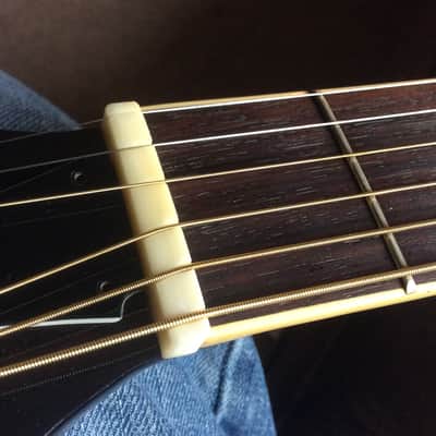 Alvarez 5055 Bluesman Acoustic, Sunburst hardshell case image 16
