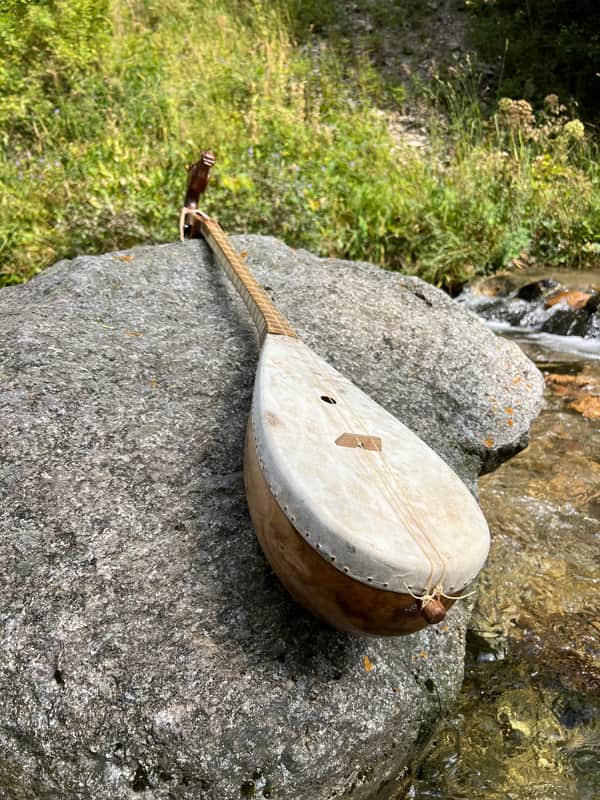 Handcrafted Altai Tovshuur Traditional Mongolian Musical Instrument 2024 image 1