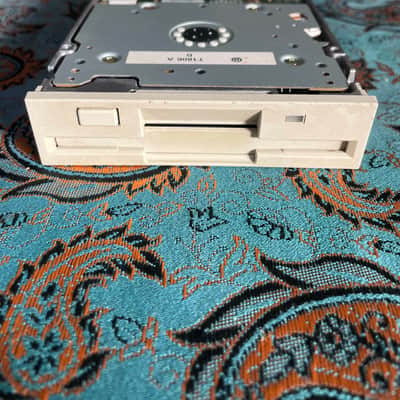 akai mpc 2000XL Floppy - Perfect condition image 1