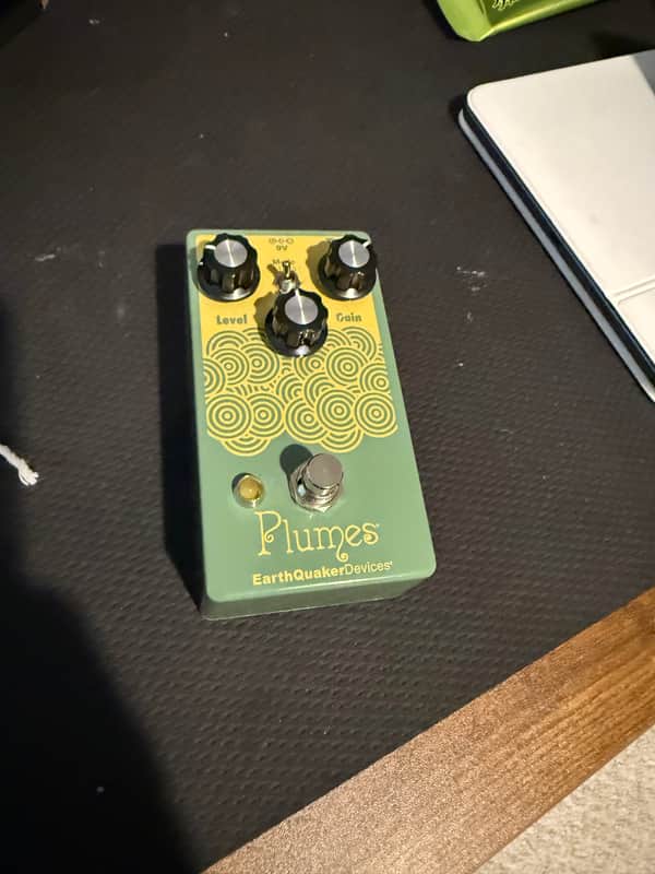 EarthQuaker Devices Plumes Small Signal Shredder