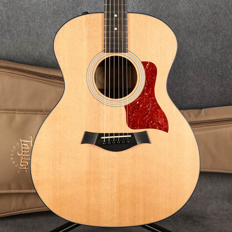 Taylor 114e Grand Auditorium Electro Acoustic - Natural - 2nd Hand (166618) image 1