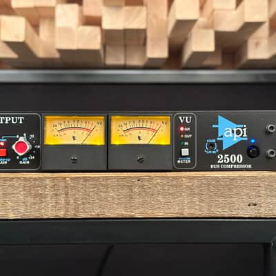 API 2500 Stereo Bus Compressor. API2500. Great condition. image 5