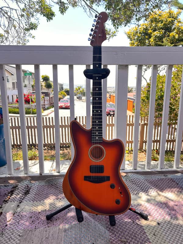 Fender American Acoustasonic Jazzmaster Sunburst image 1