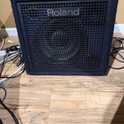 Roland KC-400 keyboard amplifier. 150 watts with 12” speaker, horn tweeter, 4-channel mixer, XLR mic 2018 - Black image 1