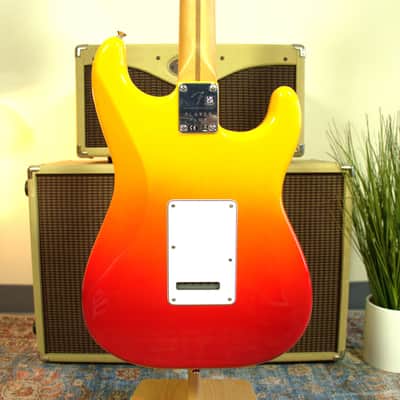 Fender – Stratocaster Left-Handed – Tequila Sunrise – w/Gigbag image 6