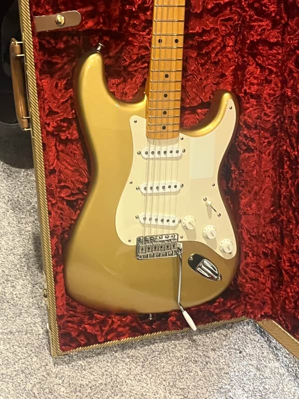 Fender American Original '50s Stratocaster with Maple Fretboard 2018 - 2021 - Aztec Gold image 1