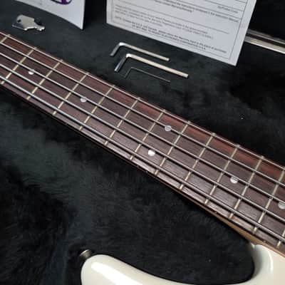Peavey Forum 5 Bass USA CASE QUEEN Time Capsule - Pearl White 18V Active Humbuckers 34" scale American HH Jazz Rock Bass with Stingray Pickup config image 2
