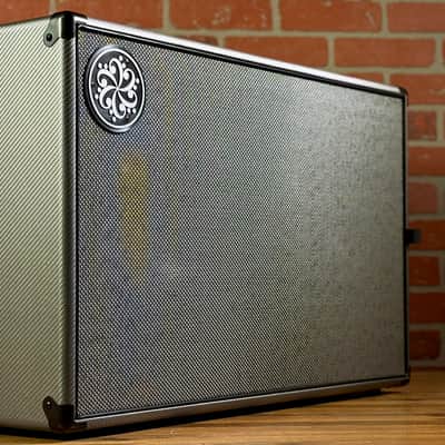 Darkglass DG212N 1000-watt 2x12-inch Vertical Bass Cabinet - Carbon Fiber Tolex image 3