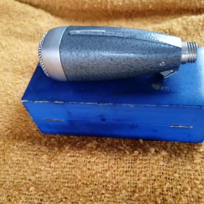 Sennheiser MD21 avec sa boîte en bois bleue d'origine image 7