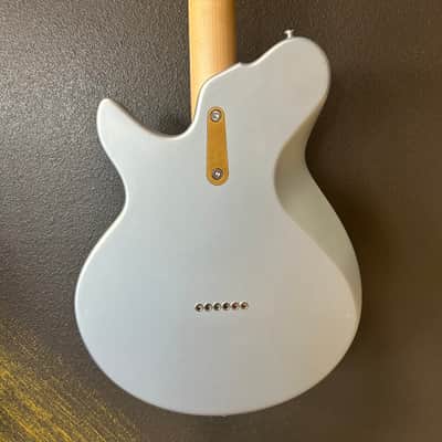 Eastman Fullertone SC'52 2025 - Present - Ice Blue Metallic image 6