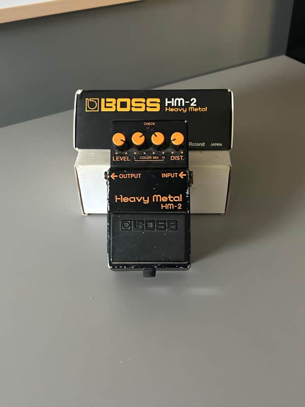 Boss HM-2 Heavy Metal (Black Label) | Reverb Canada