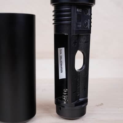 Shure BLX2/SM58 Handheld Wireless SM58 Microphone Transmitter, J11 Band (596-616 MHz) | Non-functioning | image 9