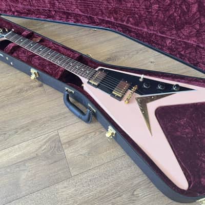 2023 Gibson Custom Shop 1958 Reissue Flying V Shell Pink Gibson Garage Exclusive image 11