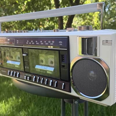 Sanyo WMR-D25 Rare Vintage Cassette Deck Boombox White Pearl Warranty image 13