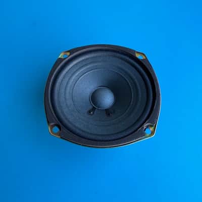 YAMAHA PSR-15 YPR-7 Vintage Keyboard Part: 4.5" Speaker 5W 4Ohms Woofer JA12540