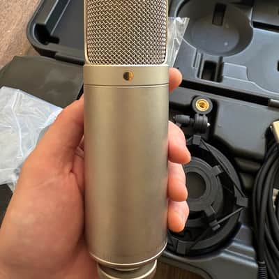 RODE K2 Large Diaphragm Multipattern Tube Condenser Microphone 2004 - Present - Silver image 3