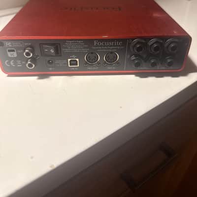 Focusrite Scarlett 6i6 USB 2.0 Audio Interface 2013 - 2016 - Red / Black image 2