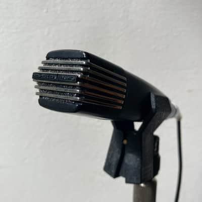 Vintage Beyerdynamic M810n – The secret weapon for bass cabs image 3
