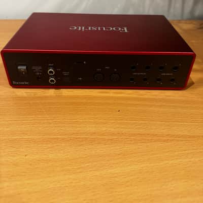 Focusrite Scarlett 18i8 3rd Gen USB Audio Interface 2019 - Present - Red / Black image 3